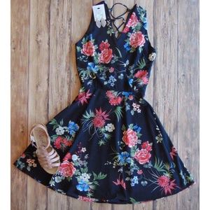 DressCode LA Little Floral LBD with Fun Back SizeS